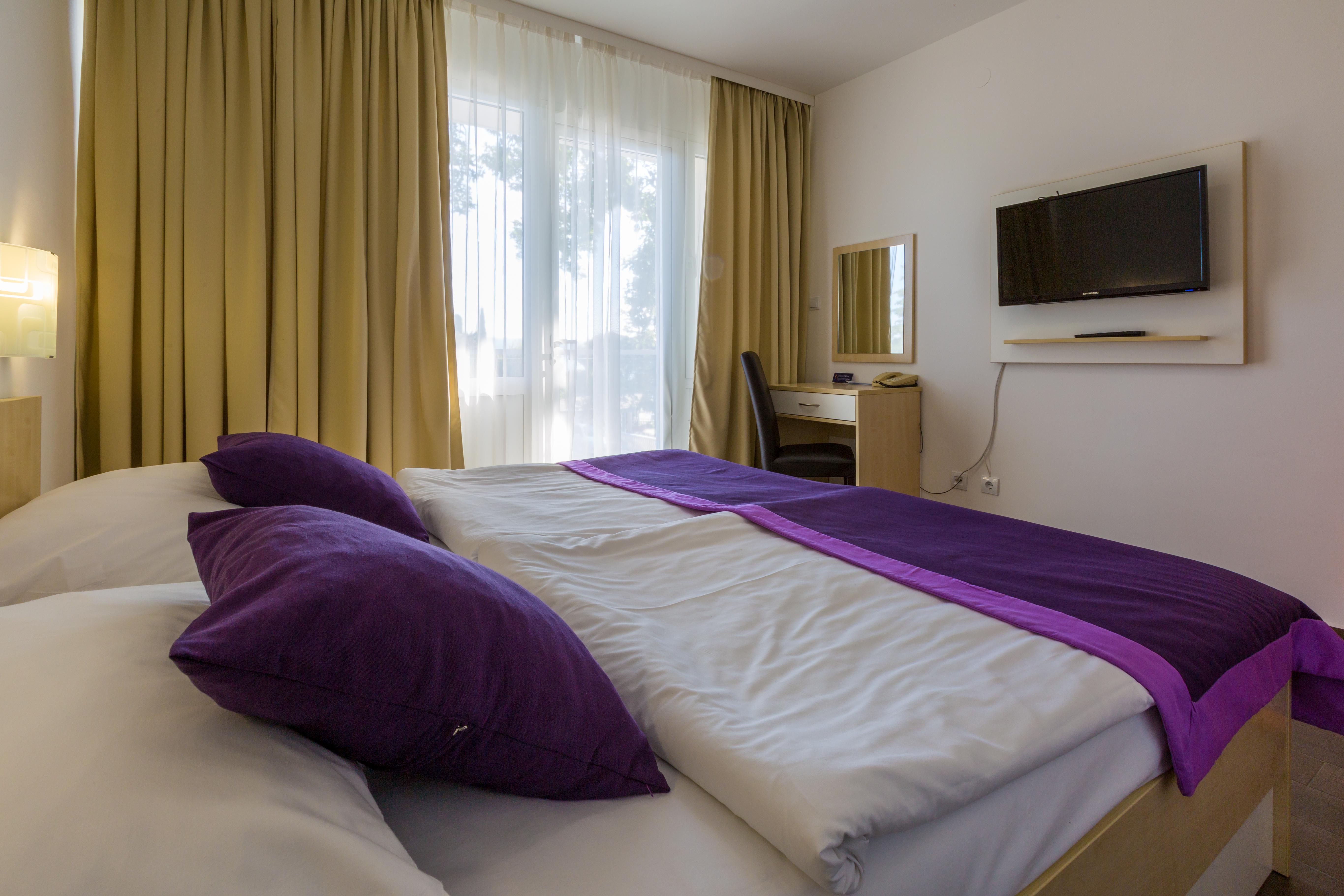 Hotel Slaven Selce Bagian luar foto