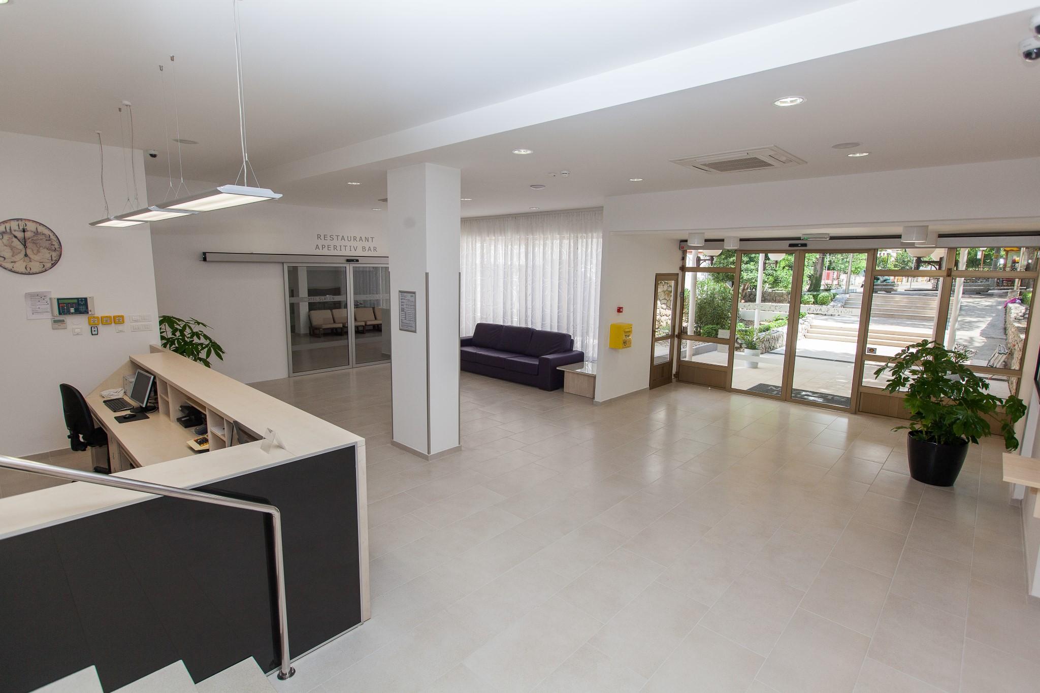Hotel Slaven Selce Bagian luar foto