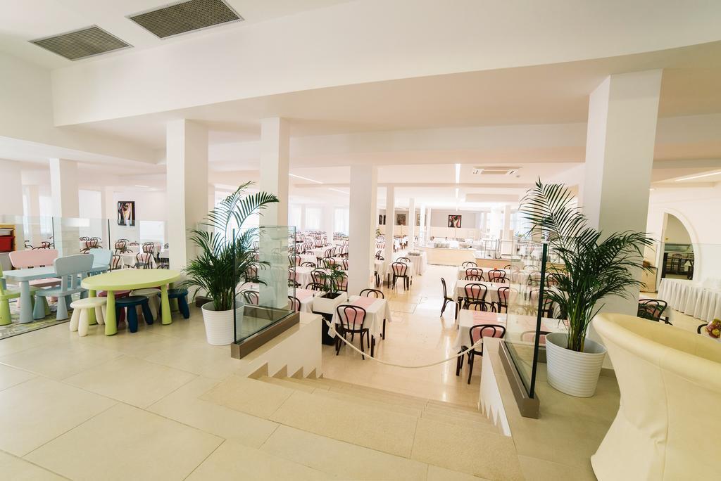 Hotel Slaven Selce Bagian luar foto