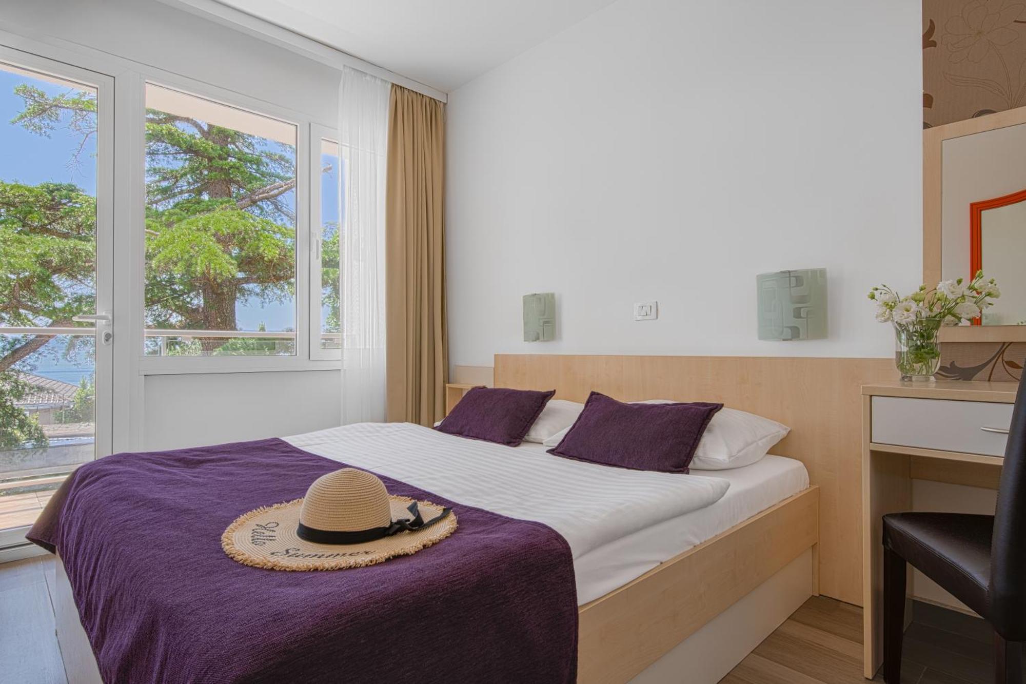 Hotel Slaven Selce Bagian luar foto