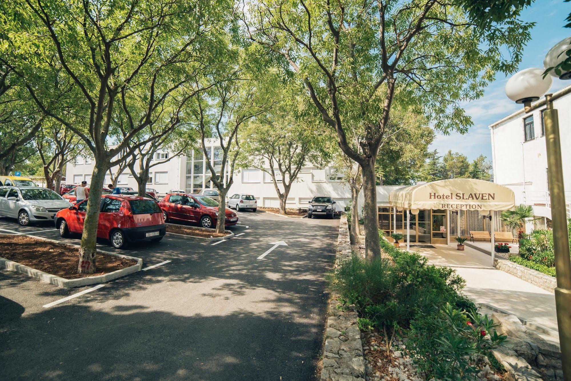 Hotel Slaven Selce Bagian luar foto