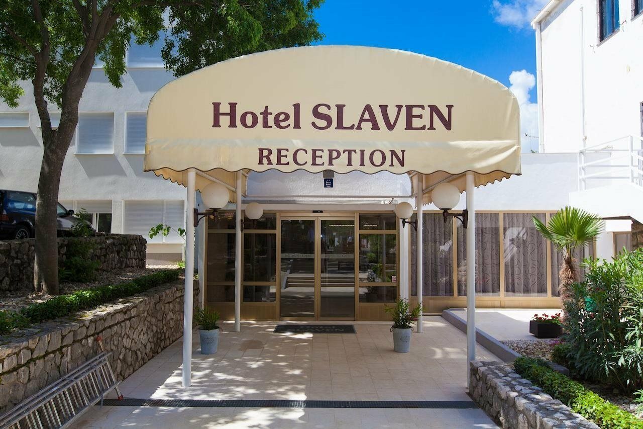 Hotel Slaven Selce Bagian luar foto
